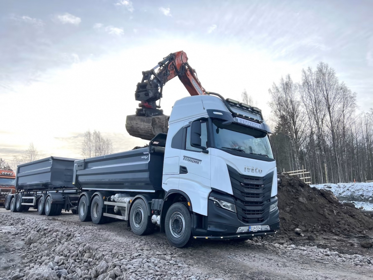 Iveco X-Way 570