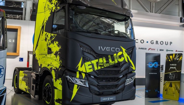 Iveco S-Way Metallica Special Edition