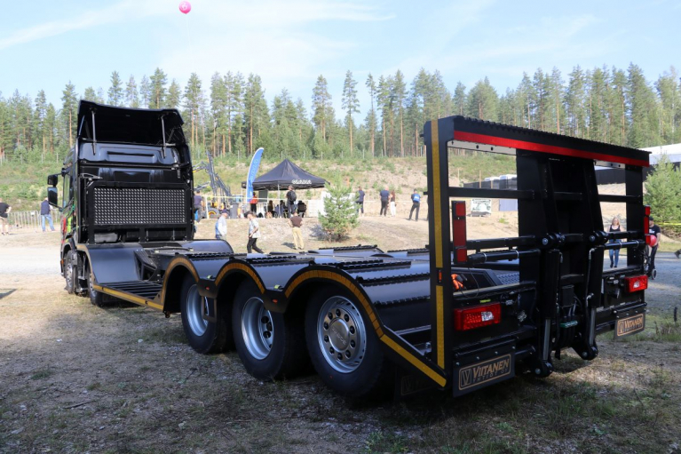 metsäkonelavetti, Viitanen yhtiöt, Metsäkonepalvelu Yli-Anttila