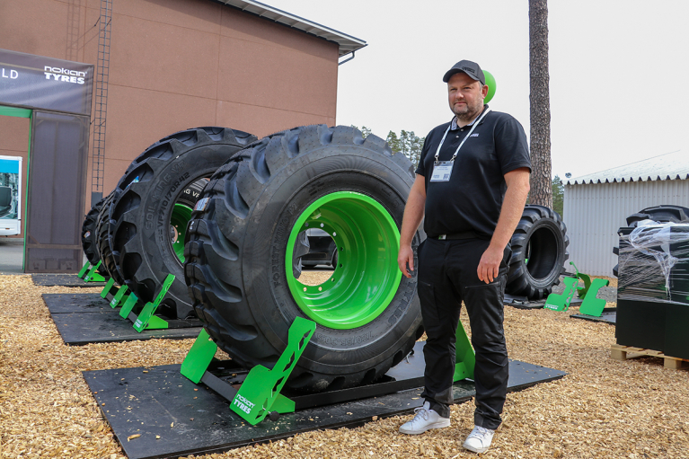 Teemu Vainionpää, Forest King F2