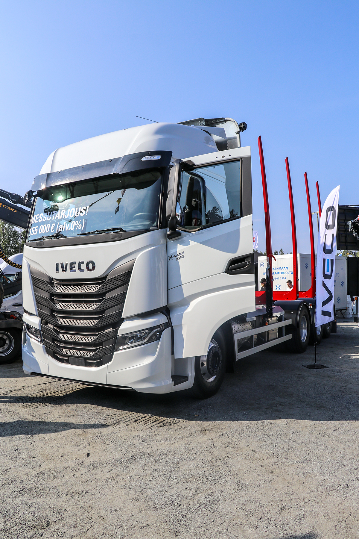 Iveco X-Way 570 puuauto