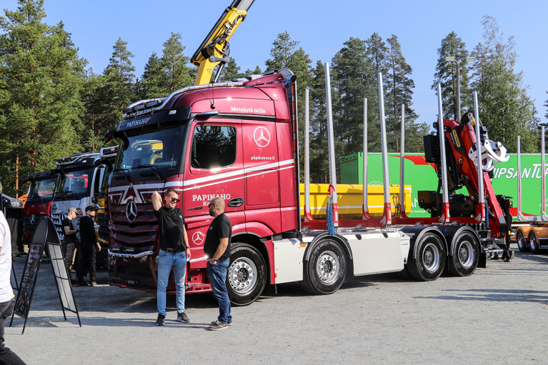 Mercedes-Benz Actros 5 3663 LL 8x4/4-puuauto, Papinaho Oy