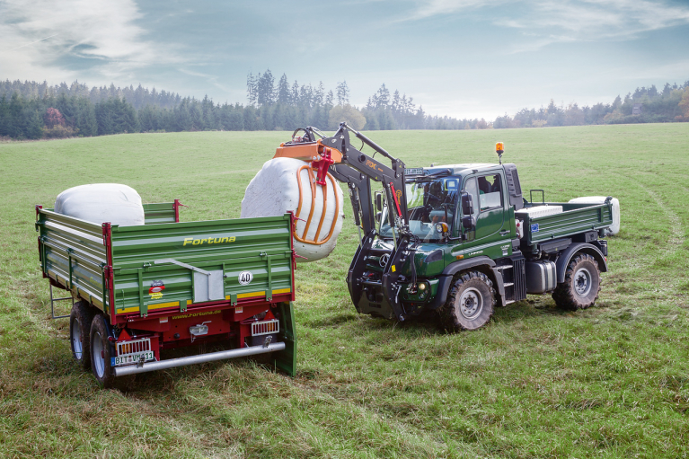 Mercedes-Benz Unimog