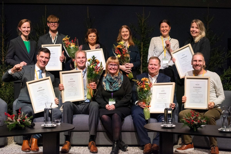 Palkitut kuvassa ylhäällä vasemmalta: Martta Fredrikson, Santeri Nisula, Gunilla Nykopp, Jenni Rimpiläinen, Matleena Liukkonen, Susanna Partanen. Alarivissä vasemmalta: Otto Nylen, Riku Pihko, Johanna Lahti, Petri Hyyryläinen ja Markus Joutsela.