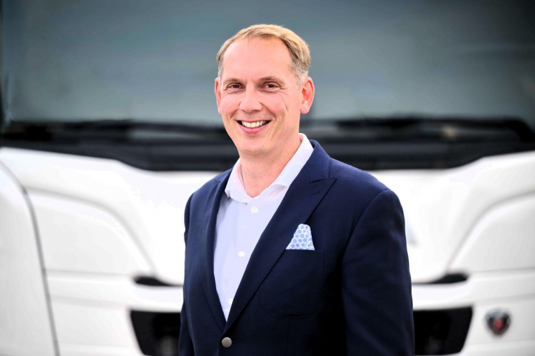 Scania eTruck Solutions -yksikön johtaja Daniel Schulze