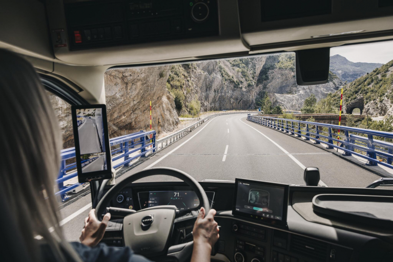 Volvo Trucks dynamic steering