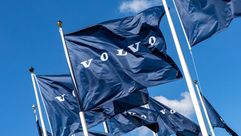 Volvo flags