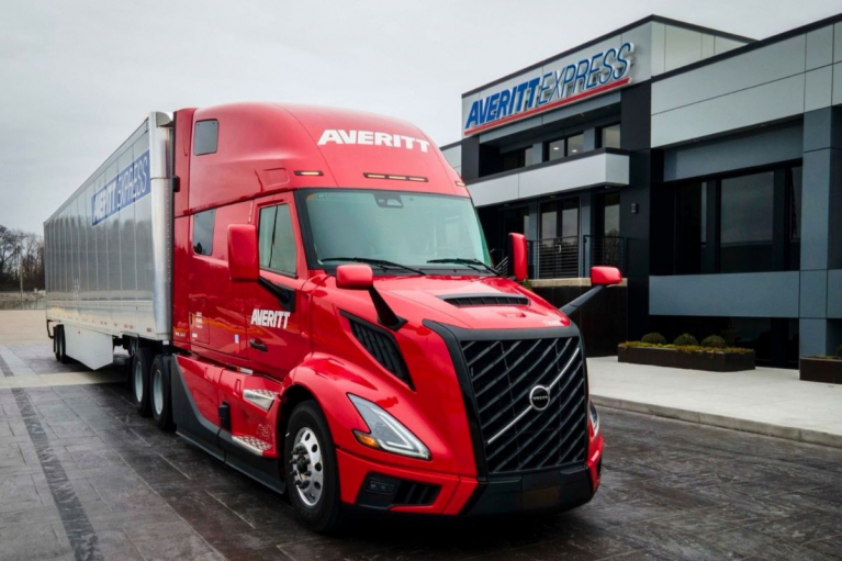 Volvo VNL Truck, Averitt