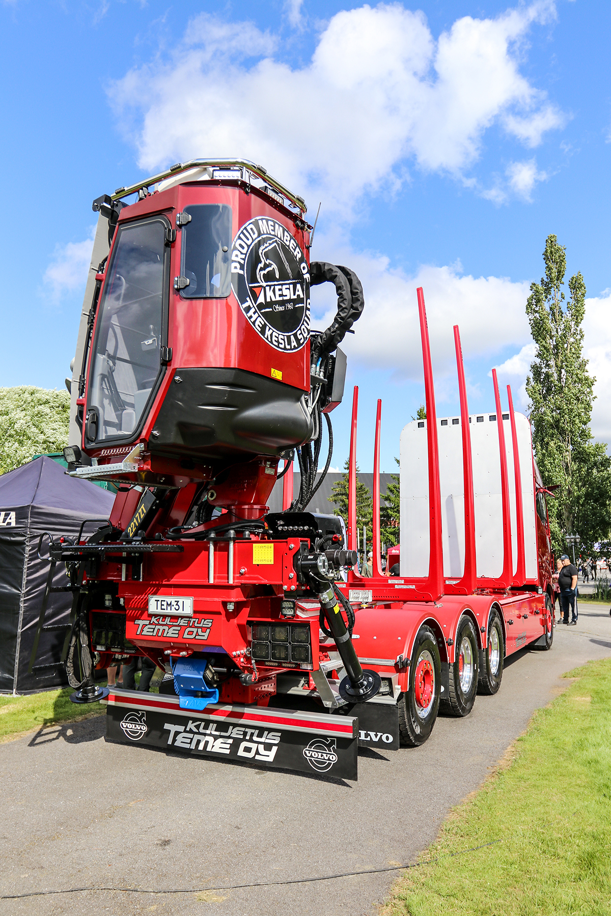 Kesla puutavaranosturi