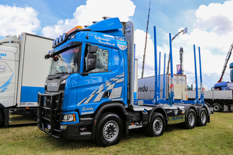 Scania puuauto, Urakointi Harry Utter