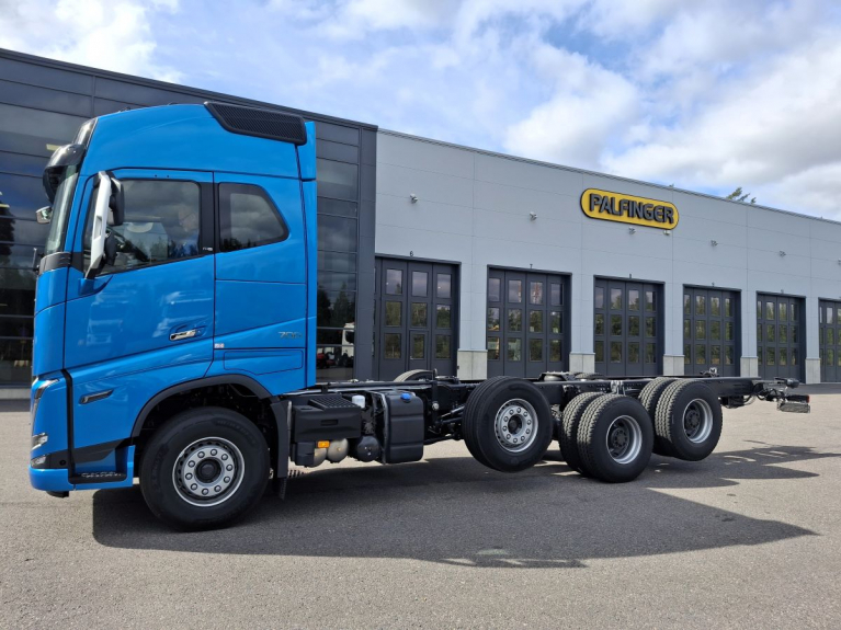 Volvo FH16 6x4, Kari Malmstedt Oy