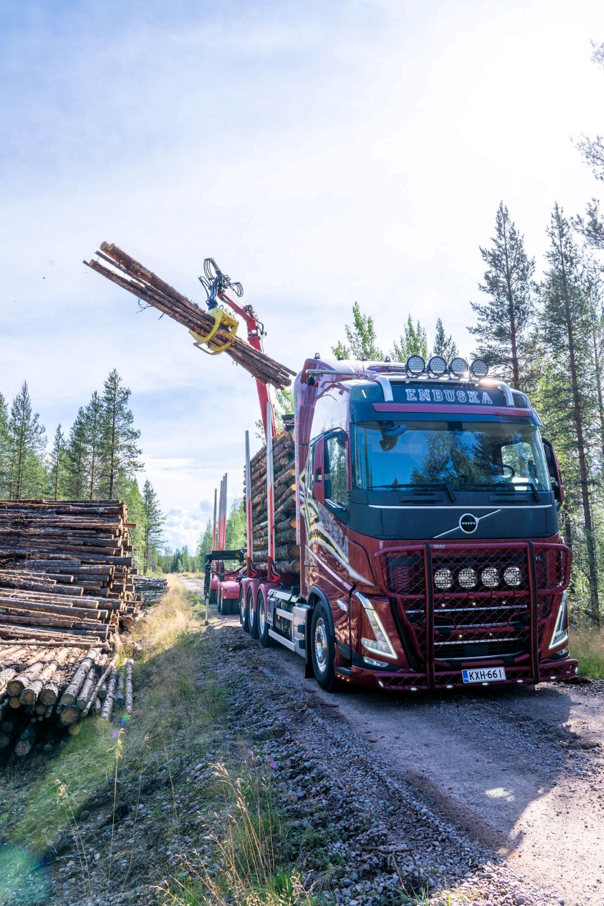 Volvo FH 500 biokaasupuuauto, Kuljetusliike Enbuska Oy