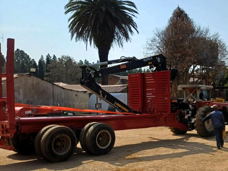 Kesla puutavaranosturi Afrikassa, Kesla 2209S