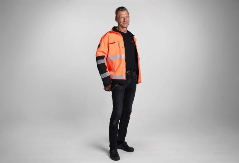 Mika, Kuljetus V. Hulkkonen Oy