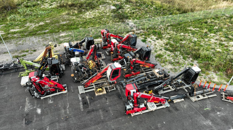 käytettyjä puutavaranostureita