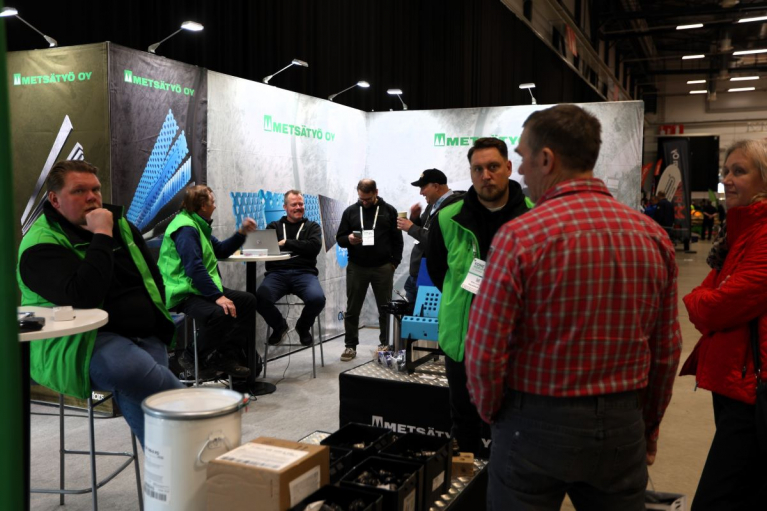 Metsätyö Oy, Olli Lätti ja Mika Latvala.