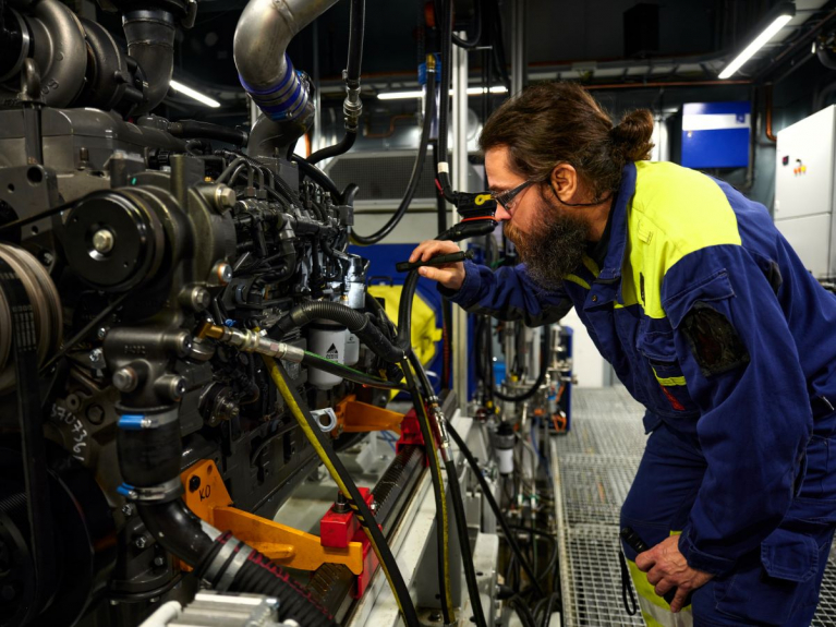 moottoriasentaja Juha Kuusinen