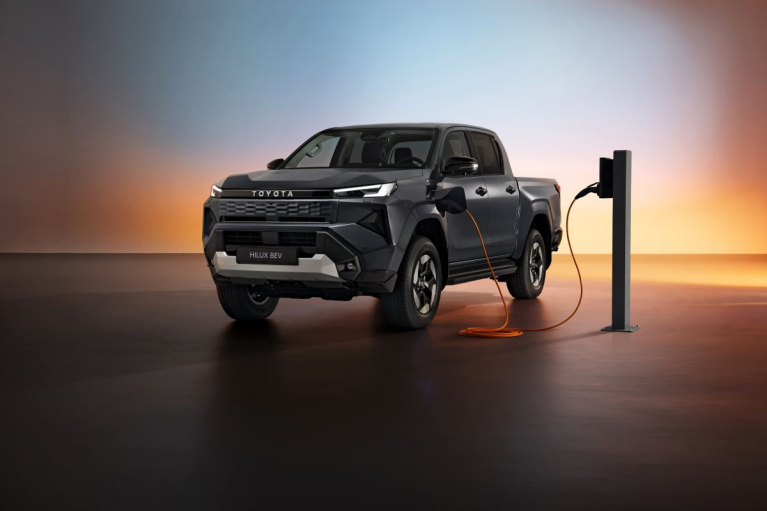 Toyota Hilux 2026 BEV