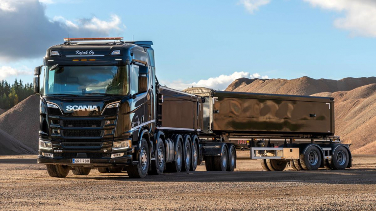 Scania R660 B10X4*6NB