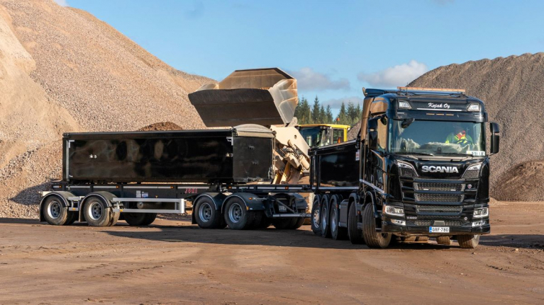 Scania R660 B10X4*6NB