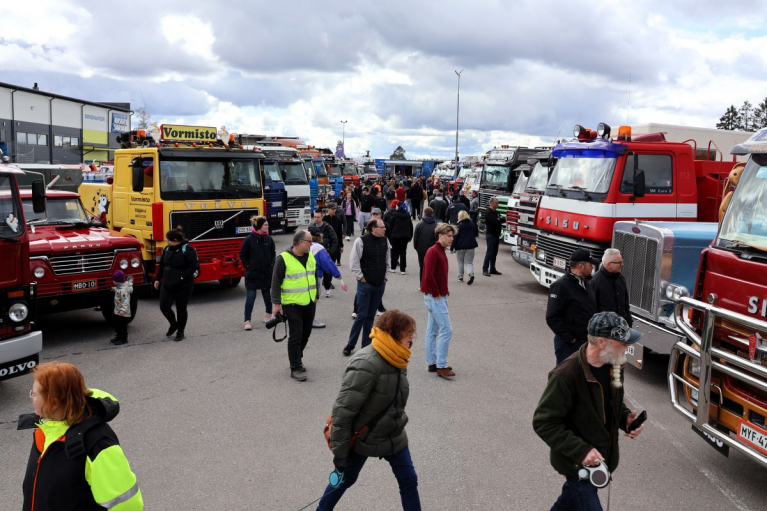 Retro Trucks Lahes 2.5.2026