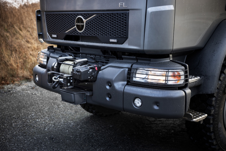 Volvo kuorma-auton keula