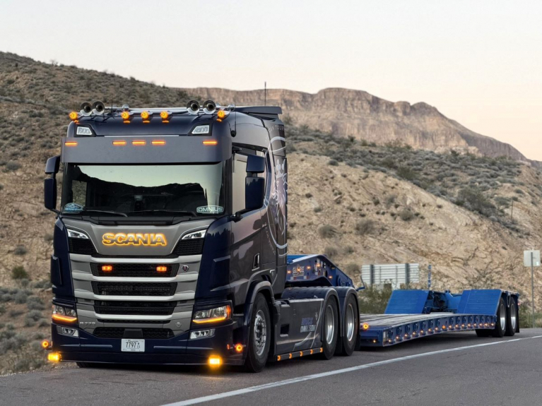 Blue Scania