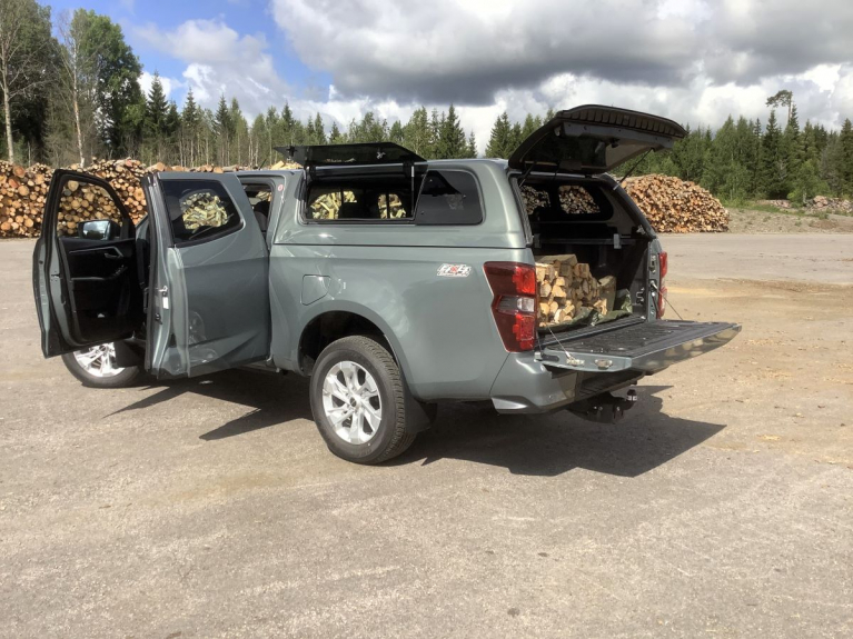 Isuzu D-Max Space Cab