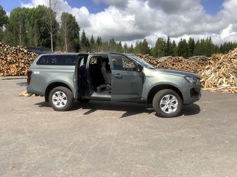 Isuzu D-Max Space Cab