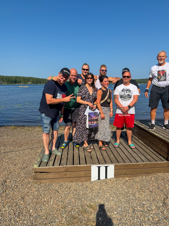 Anssi Turunen, Jorma Silvennoinen, Juha Tiusanen, Ville Ylijoki, Mika Matikainen, Mirja Anunti-Virta, Anni Nurminen ja Tero Nurmi.