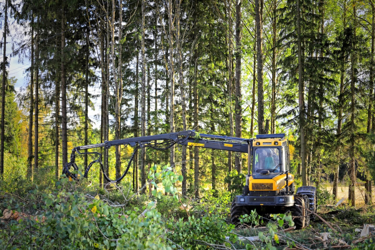 Ponsse harvesteri
