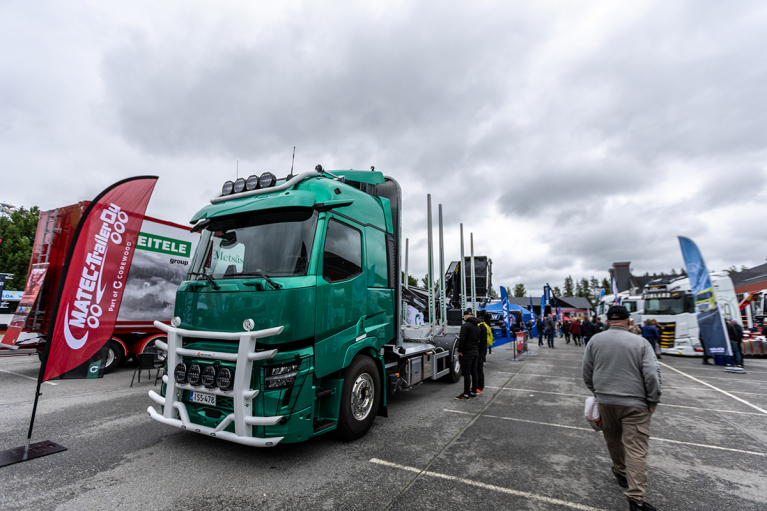 Renault Trucks puuauto, Puukuljetus Vesala