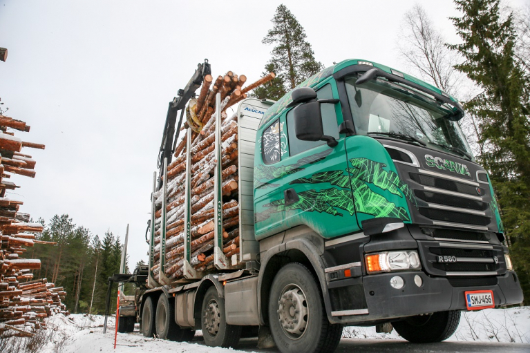 Scania puuauto Laine Logistics
