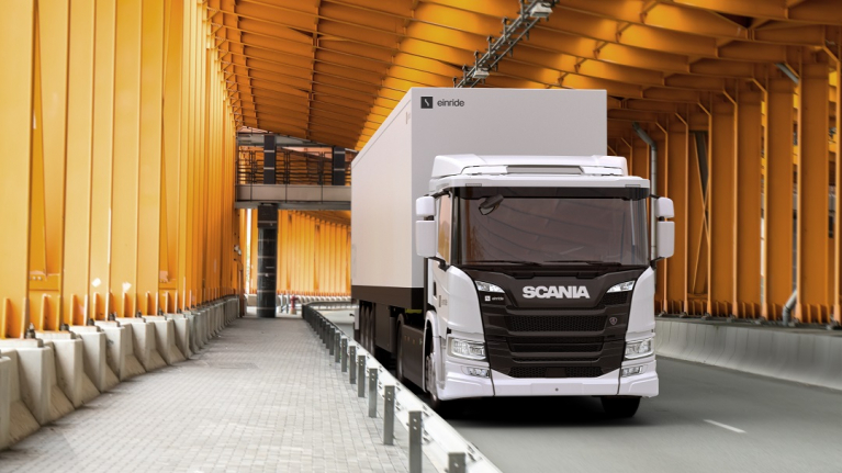 Täyssähköinen Scania kuorma-auto