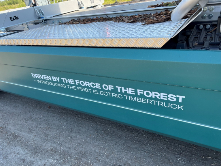 electric timbertruck